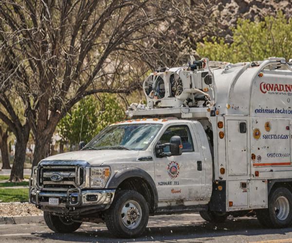 Professional cleaning truck serving Nevada